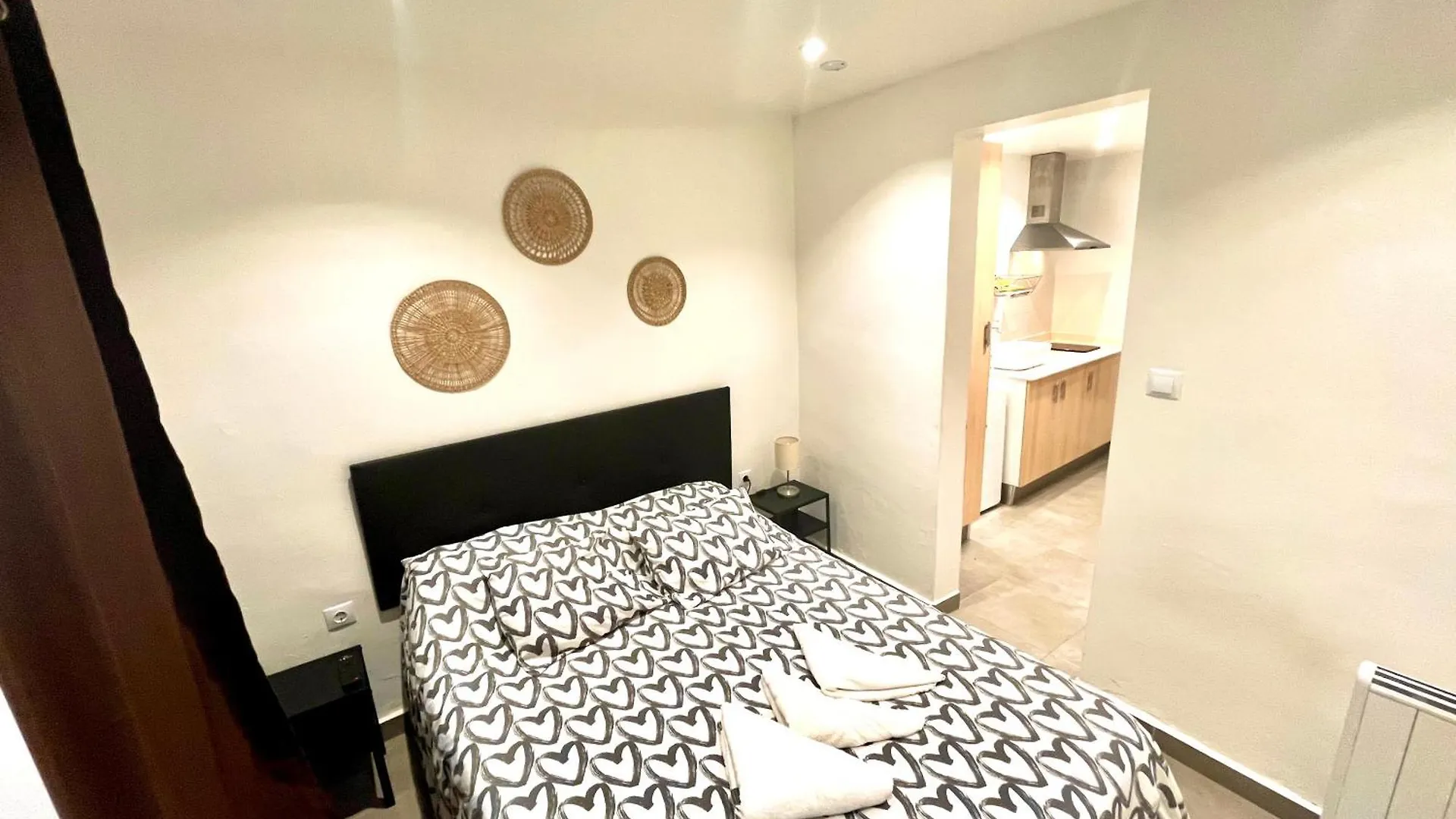Apartamentos Con Bano Privado Frente Al Metro L5 Barcelona-Hospitalet L'Hospitalet de Llobregat Appartamento